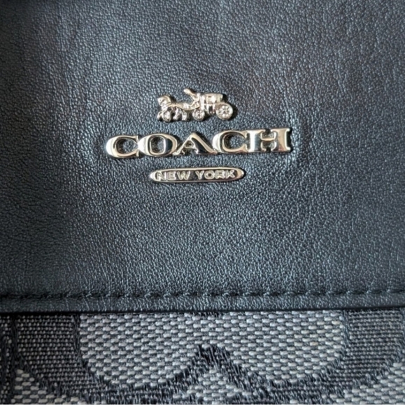 Coach Lexy shoulder bag & matching wallet - Picture 9 of 14